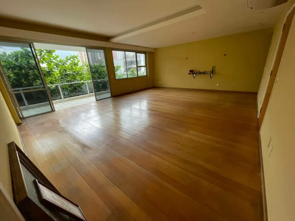 Apartamento, 3 quartos, 165 m² - Foto 2