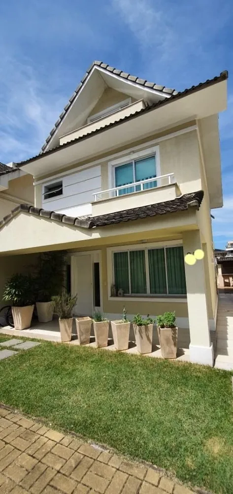 Casa, 3 quartos, 210 m² - Foto 2