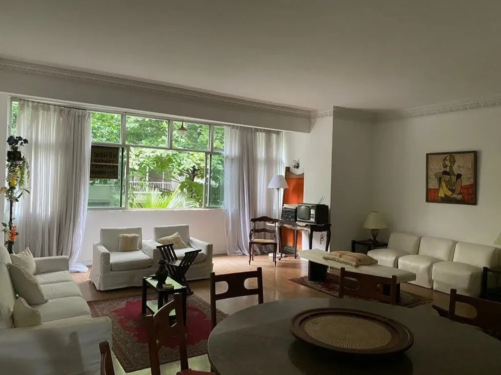 Apartamento, 3 quartos, 130 m² - Foto 1