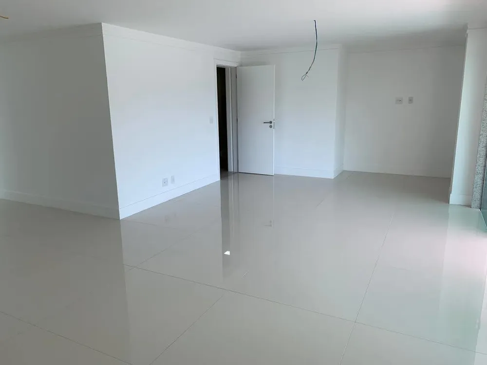 Apartamento, 3 quartos, 180 m² - Foto 2