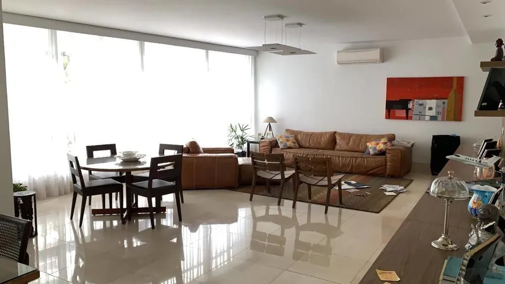 Apartamento, 3 quartos, 262 m² - Foto 1
