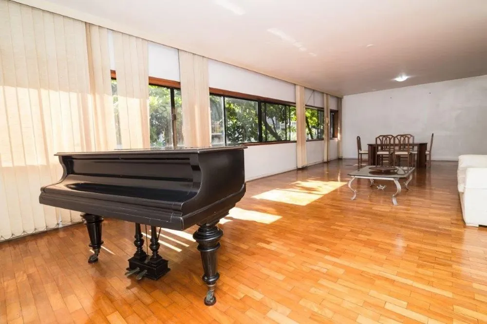 Apartamento, 3 quartos, 250 m² - Foto 1