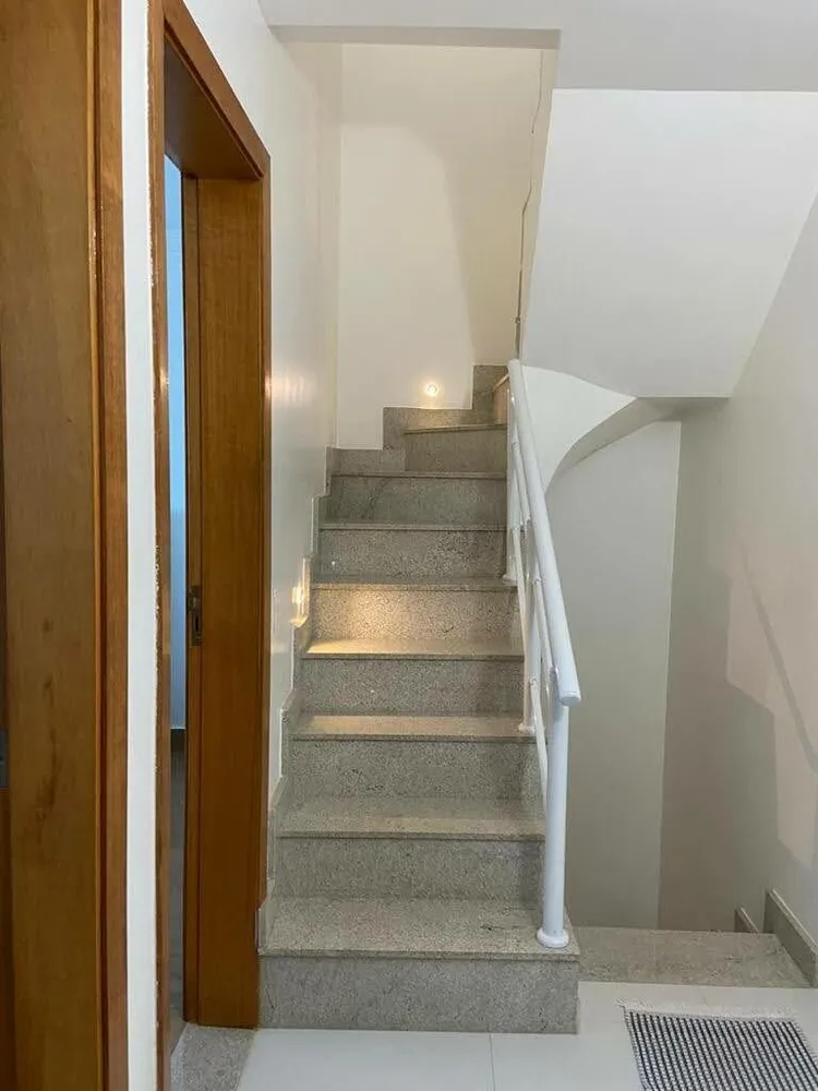 Casa, 6 quartos, 260 m² - Foto 12