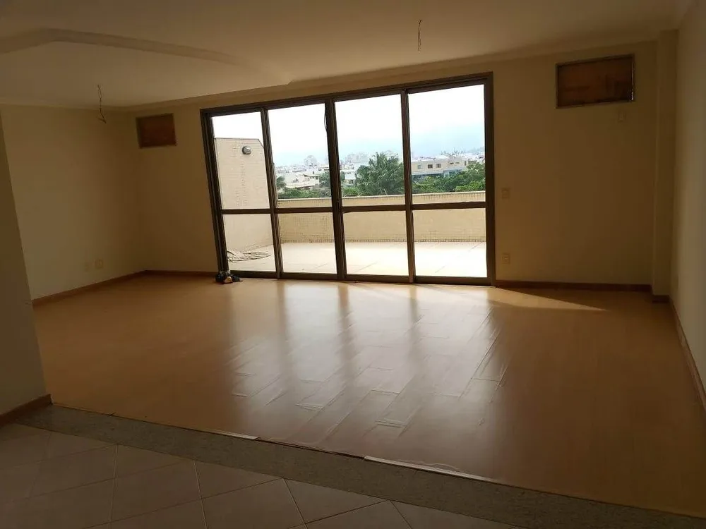 Cobertura, 3 quartos, 195 m² - Foto 1