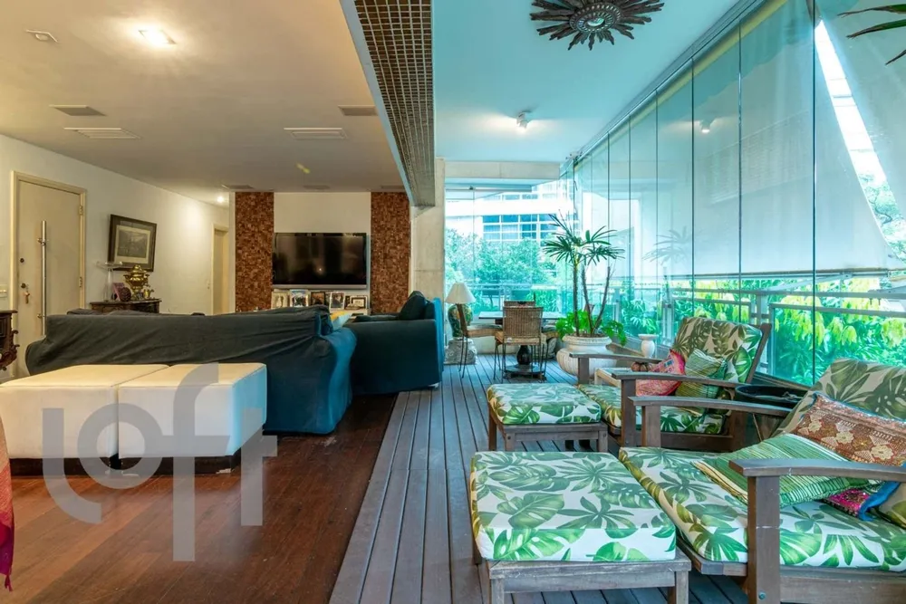 Apartamento, 3 quartos, 180 m² - Foto 1