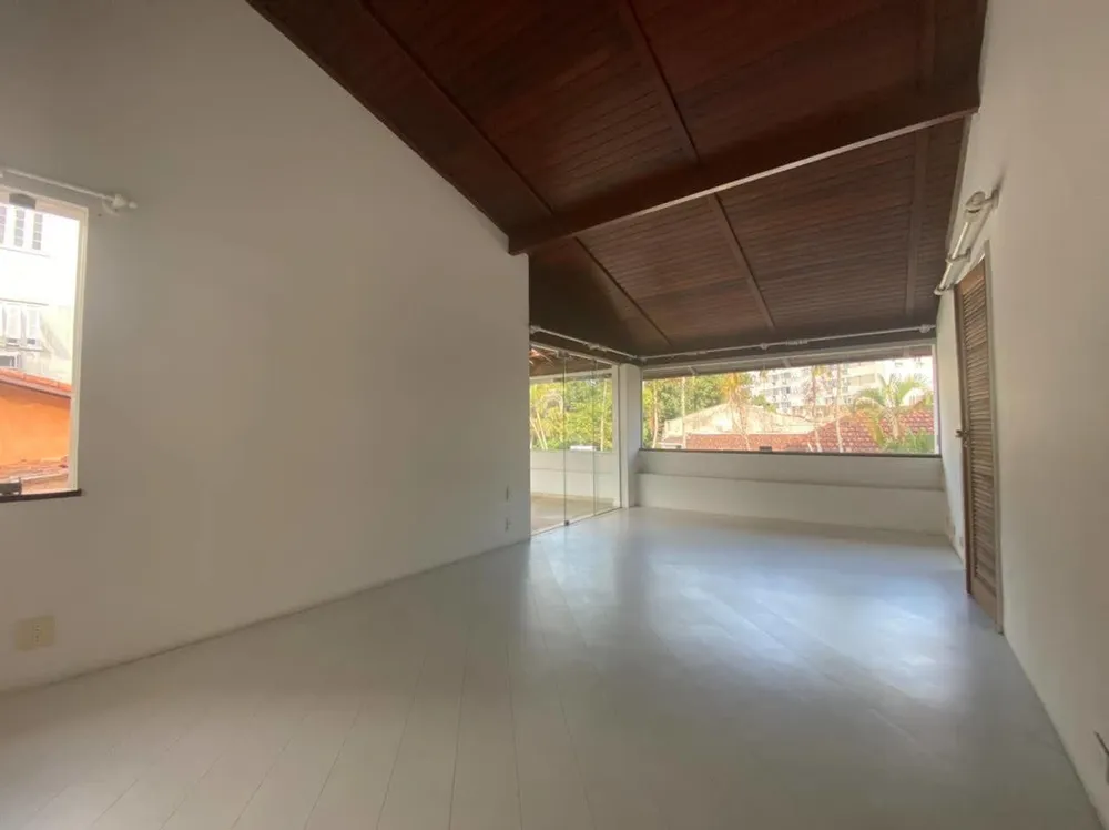 Casa, 2 quartos, 327 m² - Foto 16
