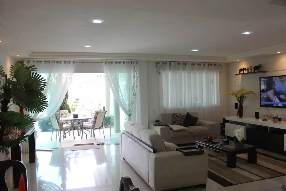 Casa, 5 quartos, 330 m² - Foto 4