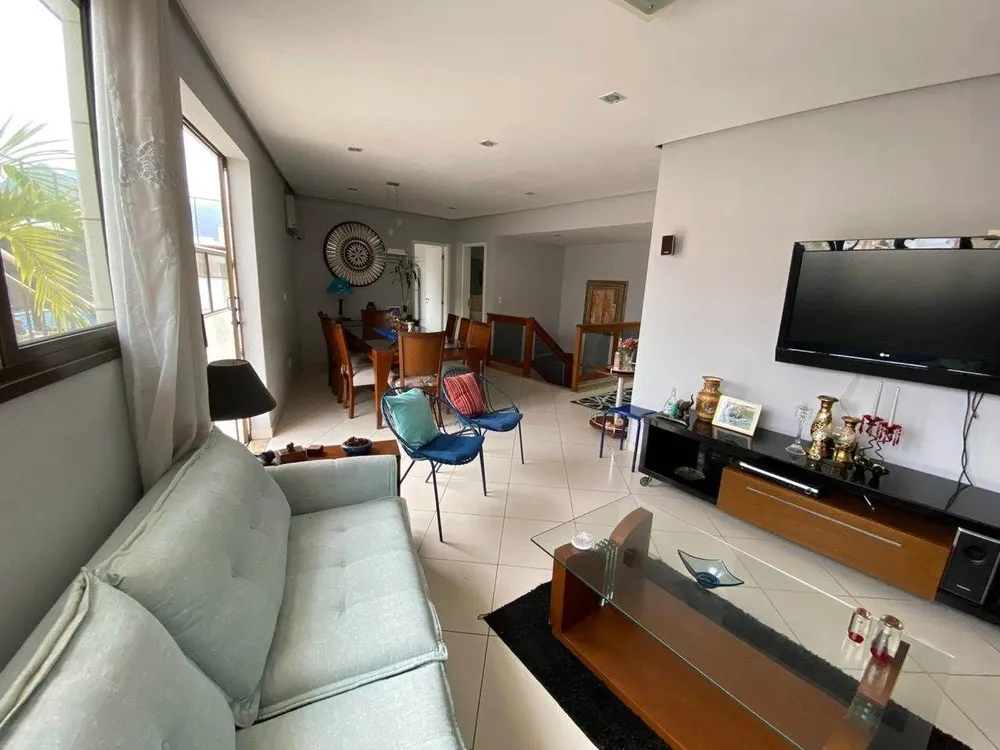 Cobertura, 3 quartos, 264 m² - Foto 3