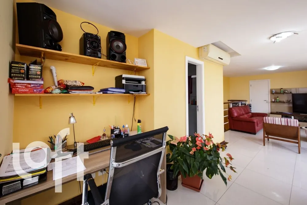 Cobertura, 3 quartos, 232 m² - Foto 3