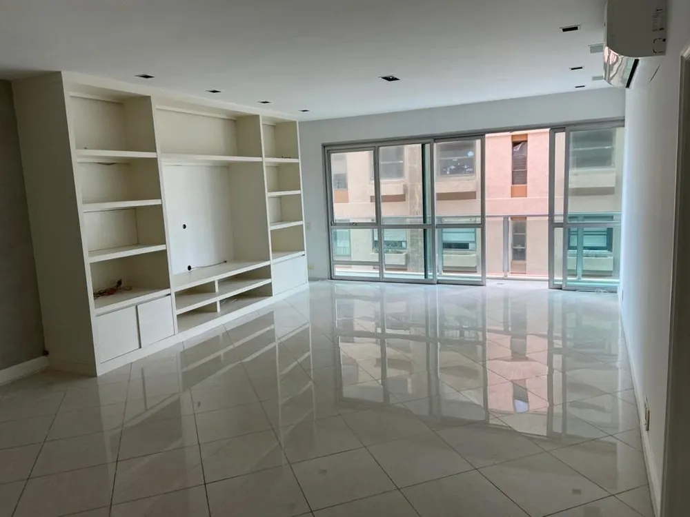 Apartamento, 3 quartos, 165 m² - Foto 2