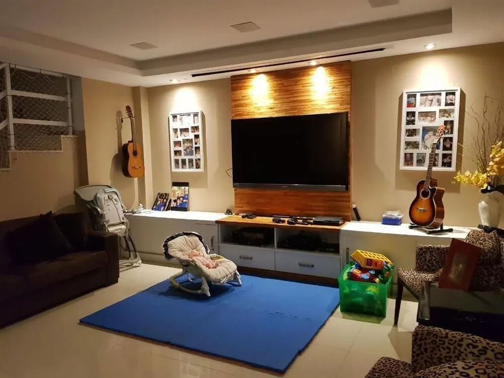 Casa, 5 quartos, 300 m² - Foto 1