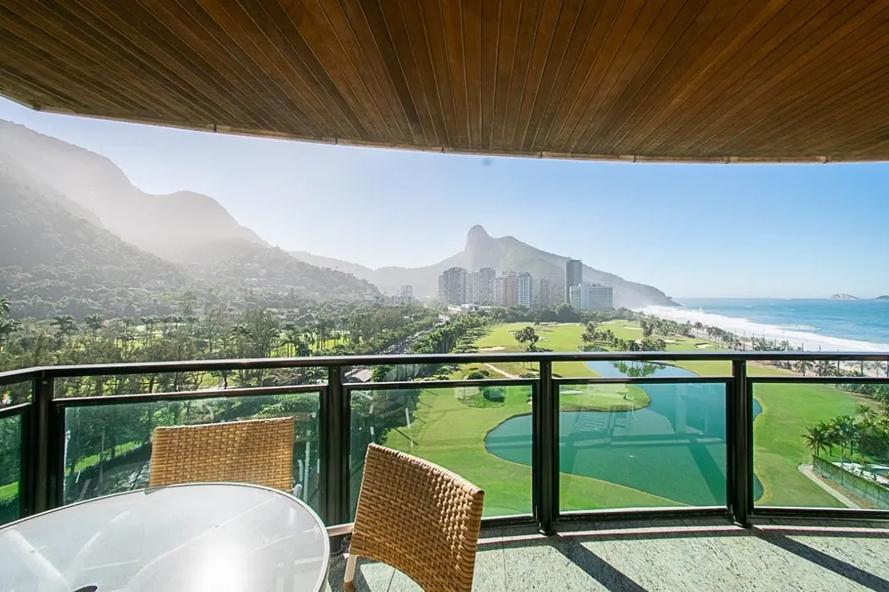 Apartamento, 3 quartos, 200 m² - Foto 1