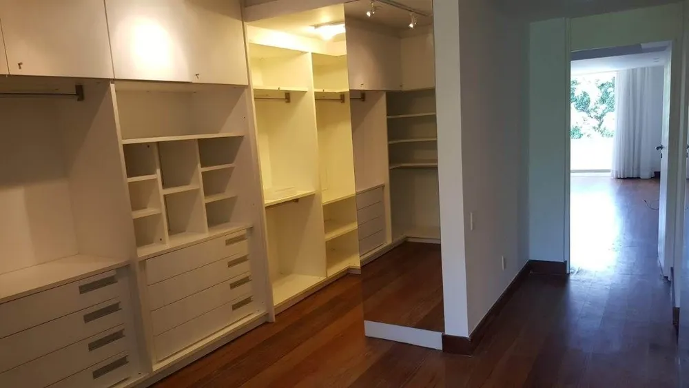 Casa, 6 quartos, 1360 m² - Foto 17