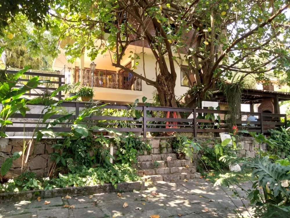 Casa, 4 quartos, 279 m² - Foto 1