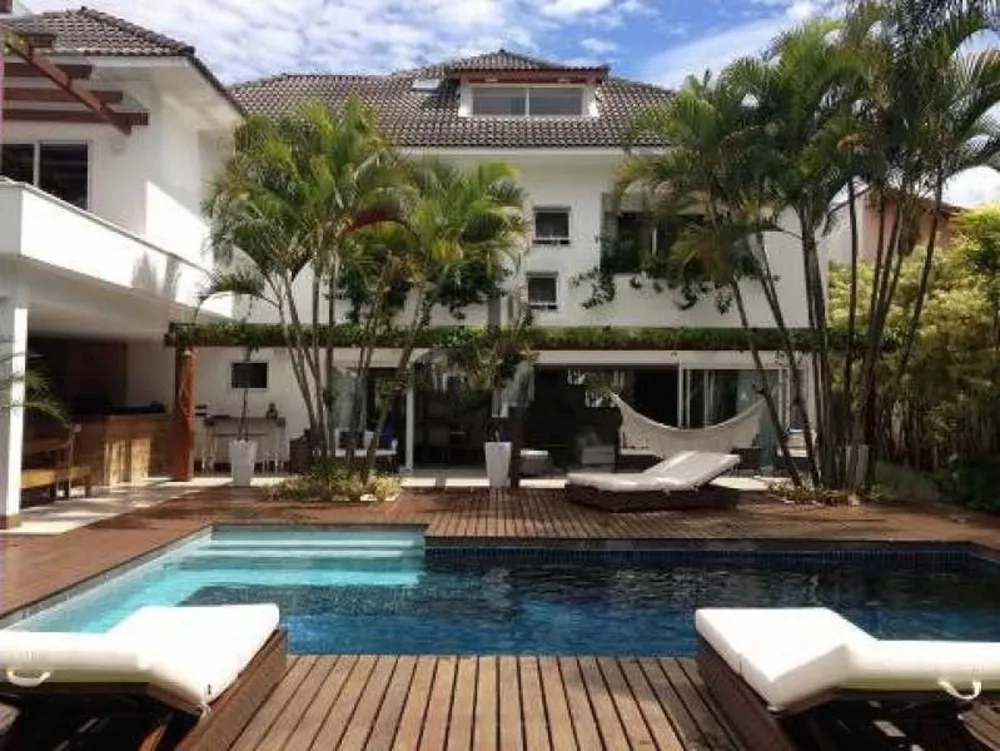 Casa, 5 quartos, 1000 m² - Foto 1