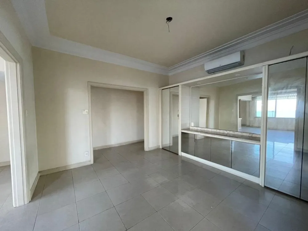 Apartamento, 3 quartos, 150 m² - Foto 2