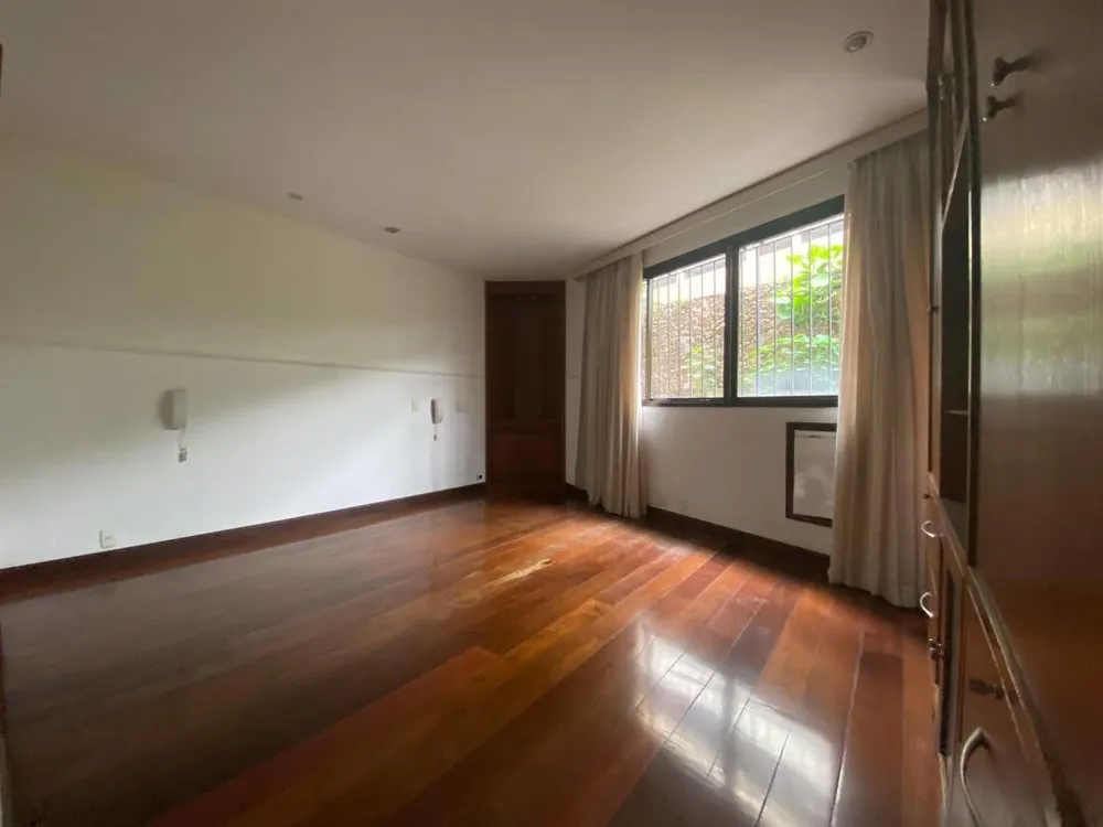 Apartamento, 3 quartos, 220 m² - Foto 8