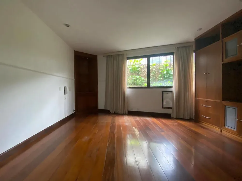 Apartamento, 3 quartos, 220 m² - Foto 17