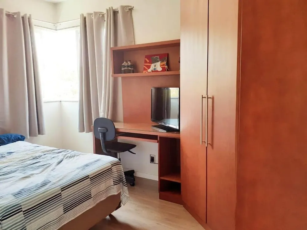 Casa, 4 quartos, 300 m² - Foto 23