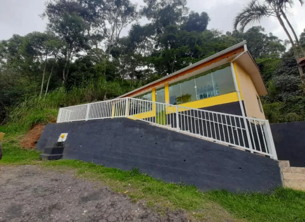 Sítio, 20 quartos, 3 hectares - Foto 1