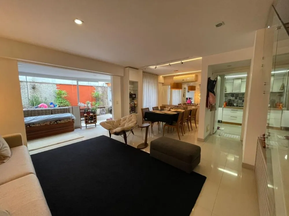 Apartamento, 3 quartos, 145 m² - Foto 1