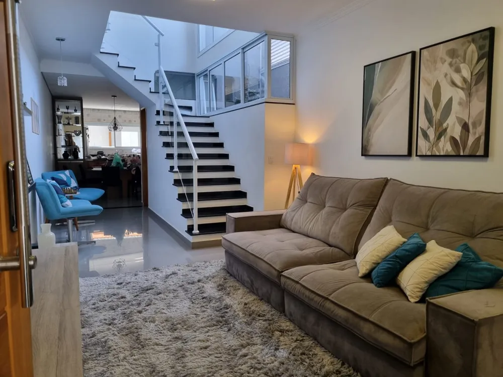 Casa, 4 quartos, 180 m² - Foto 1