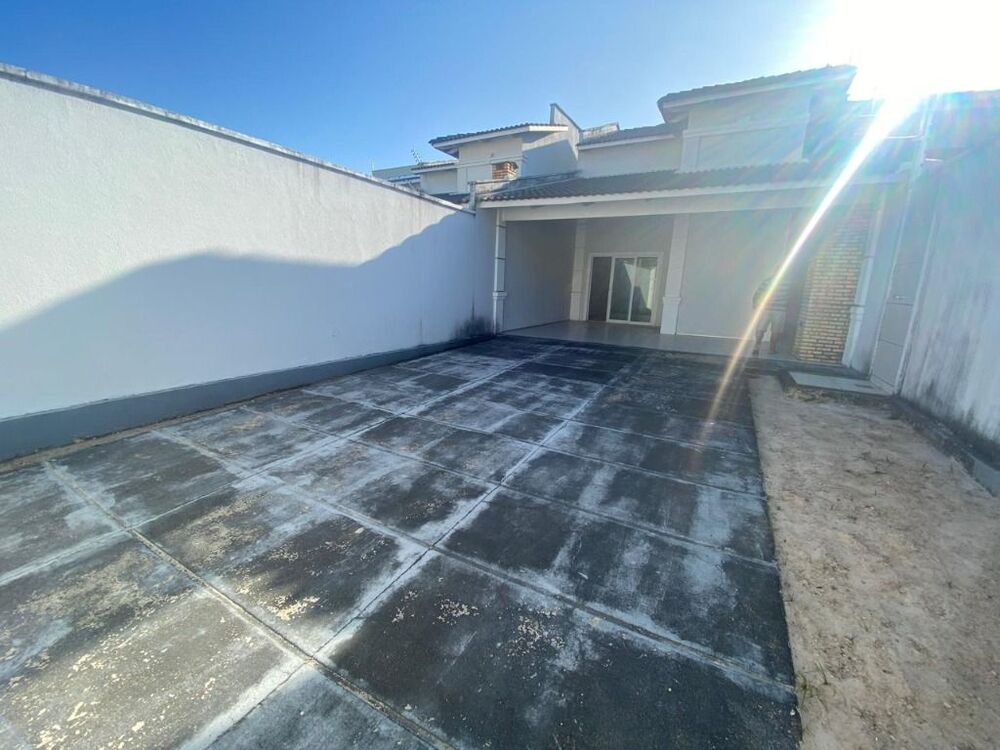 Casa, 3 quartos, 260 m² - Foto 1