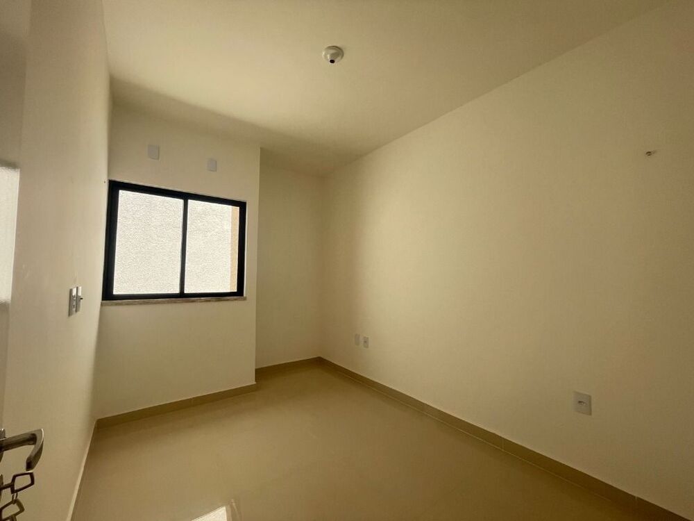 Casa à venda com 3 quartos, 107m² - Foto 6