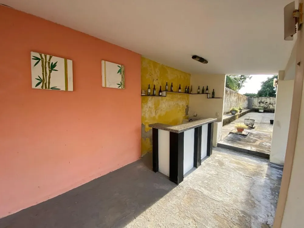 Casa, 4 quartos, 242 m² - Foto 2