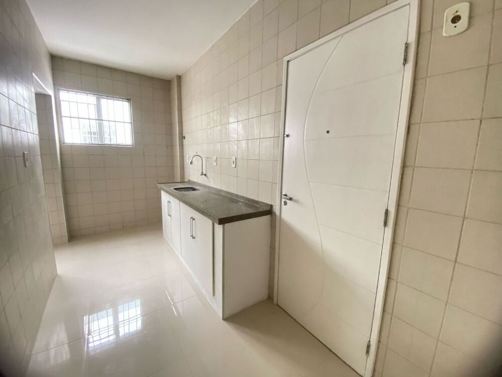 Apartamento à venda com 3 quartos, 110m² - Foto 5
