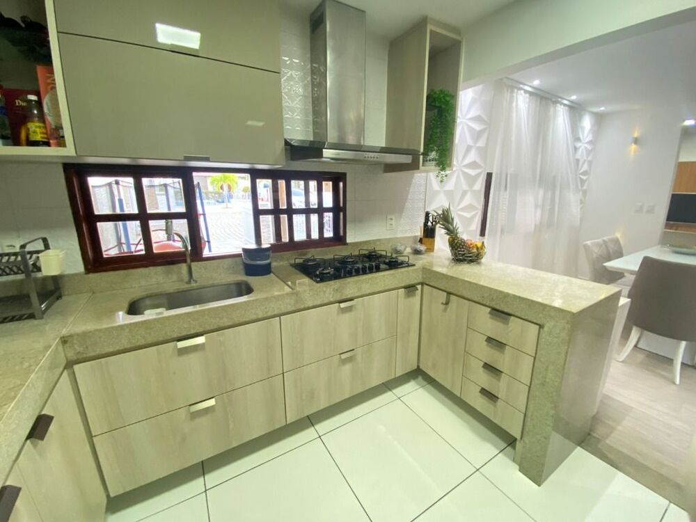 Casa de Condomínio à venda com 3 quartos, 112m² - Foto 2