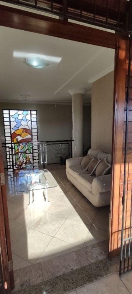 Casa à venda com 4 quartos, 400m² - Foto 9