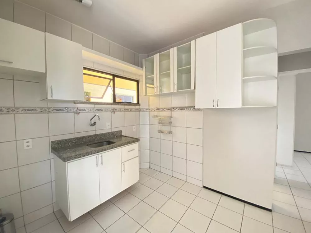 Apartamento à venda com 3 quartos, 60m² - Foto 6