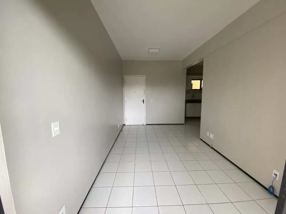 Apartamento à venda com 3 quartos, 60m² - Foto 3