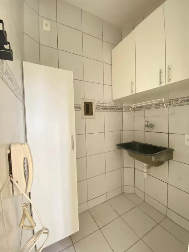 Apartamento à venda com 3 quartos, 60m² - Foto 5