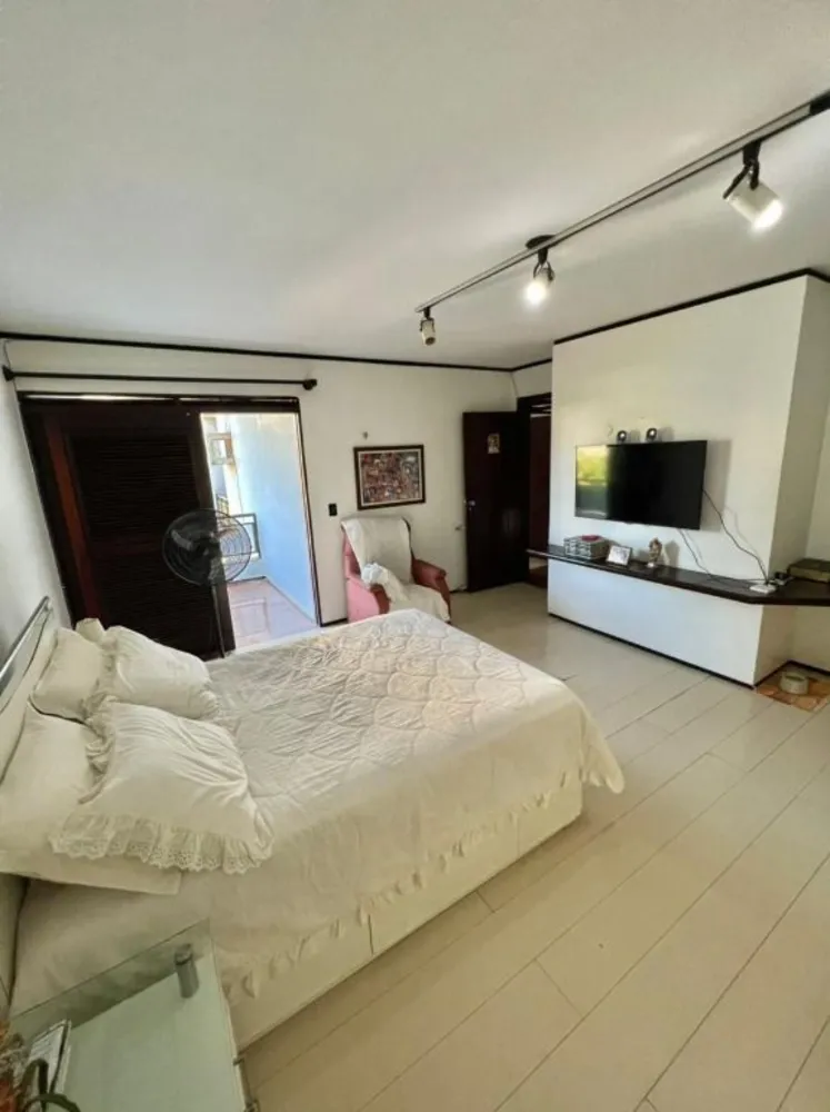 Casa, 4 quartos, 270 m² - Foto 8
