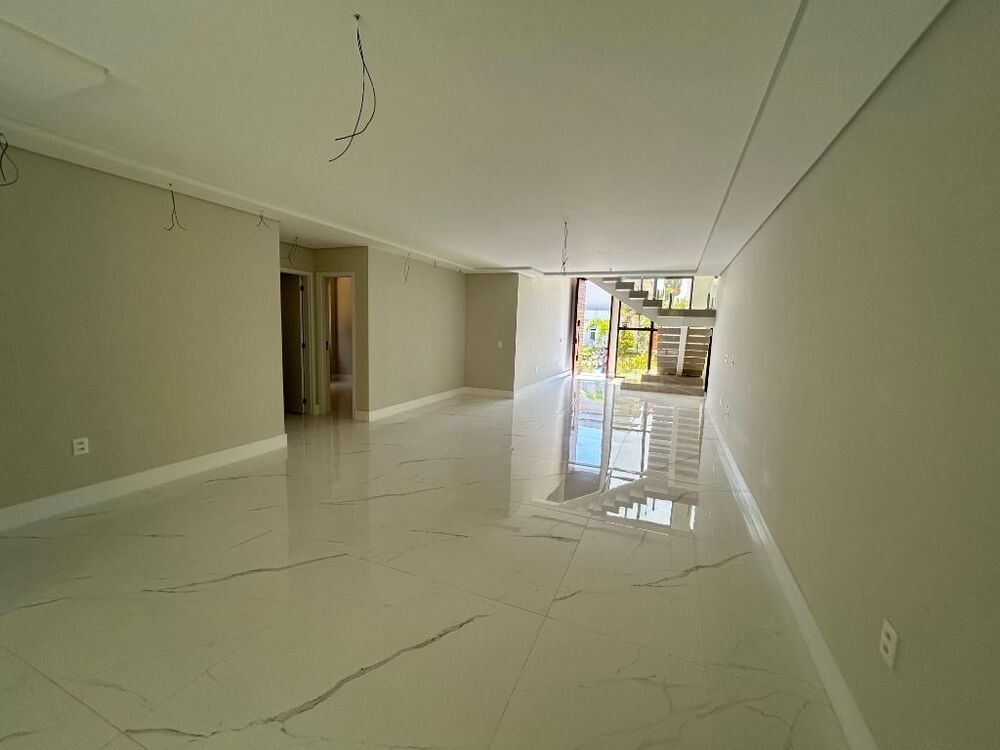 Casa de Condomínio à venda com 4 quartos, 386m² - Foto 5