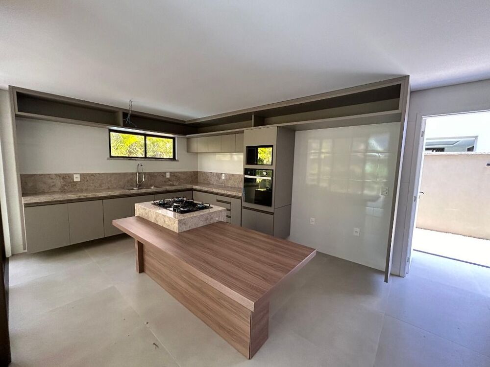 Casa de Condomínio à venda com 4 quartos, 386m² - Foto 6