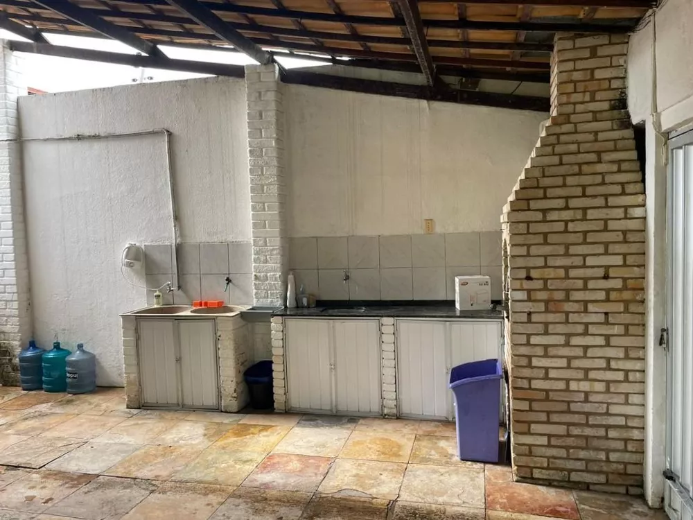 Casa à venda e aluguel com 4 quartos, 426m² - Foto 4