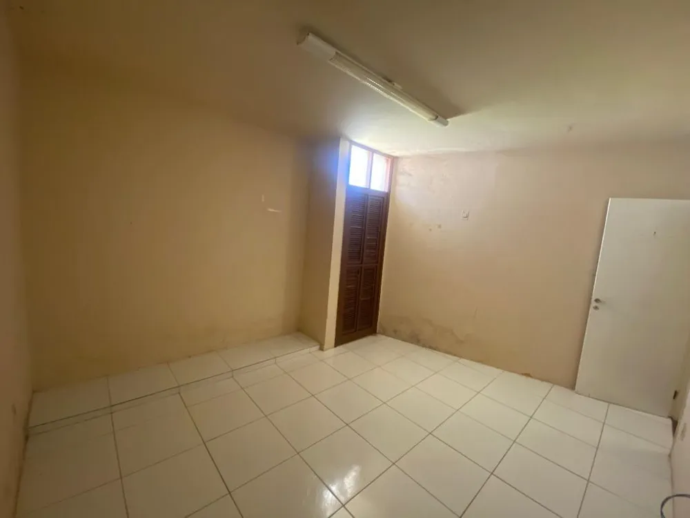 Casa, 10 quartos, 317 m² - Foto 6