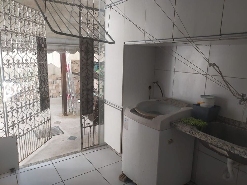 Casa à venda e aluguel com 4 quartos, 250m² - Foto 7