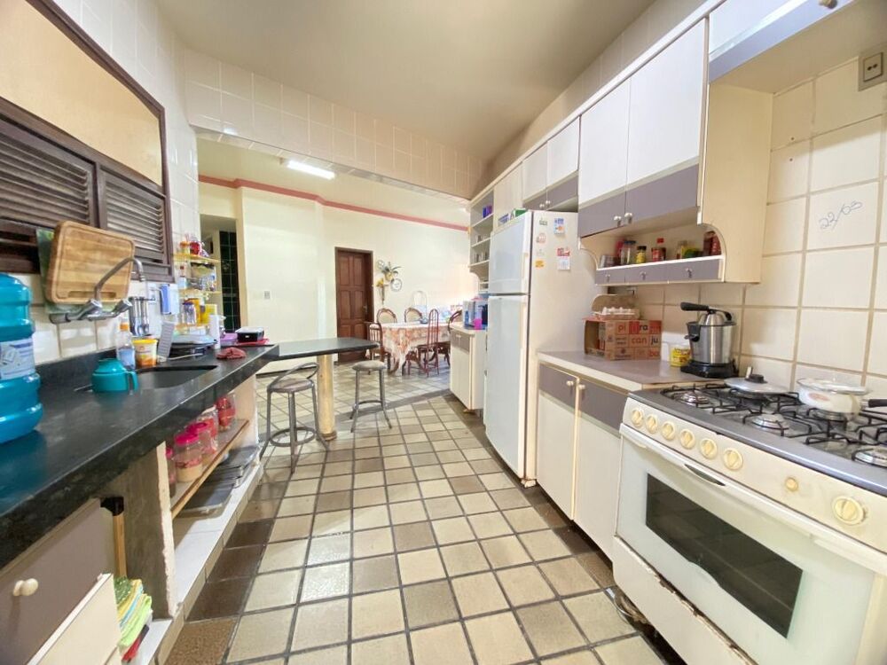 Casa à venda com 6 quartos, 565m² - Foto 5