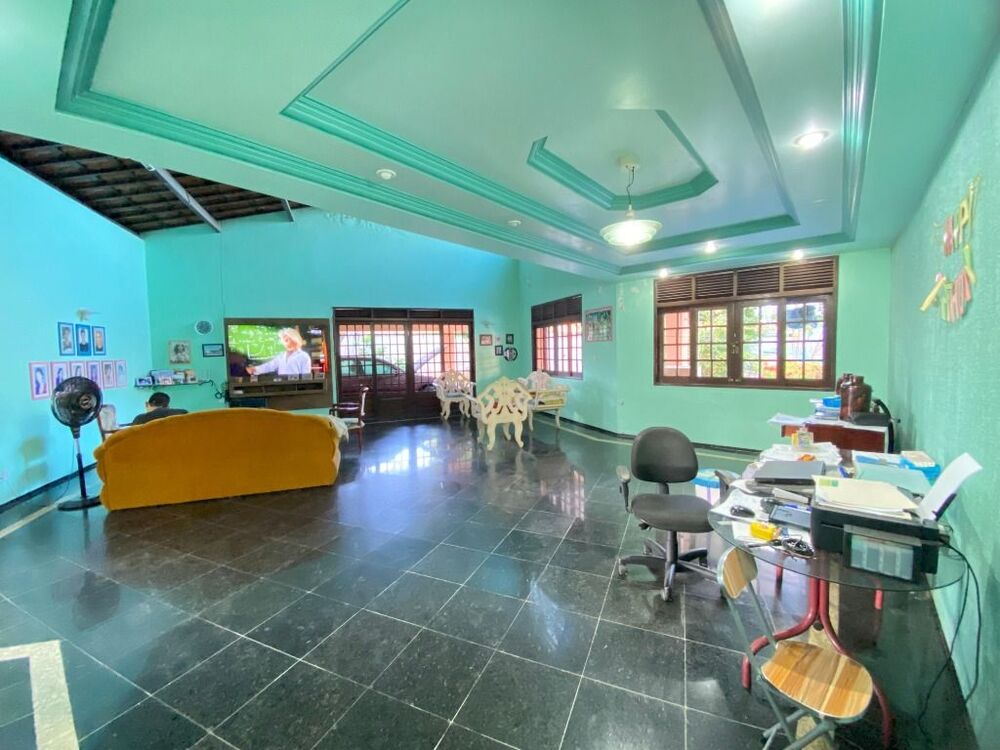 Casa à venda com 6 quartos, 565m² - Foto 3