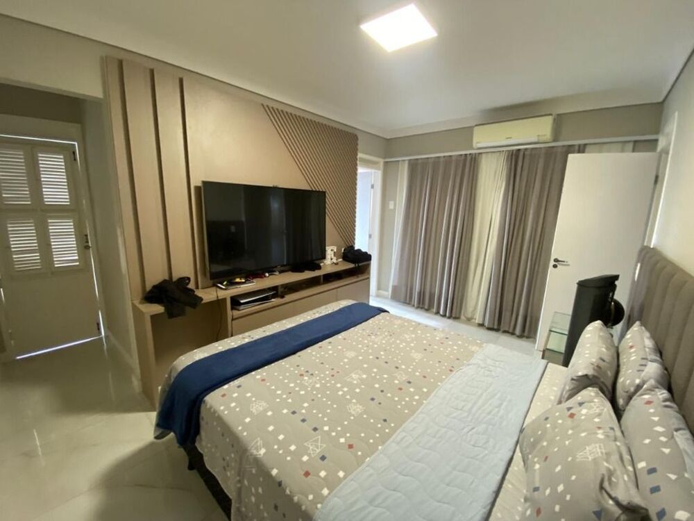 Casa, 3 quartos, 256 m² - Foto 13