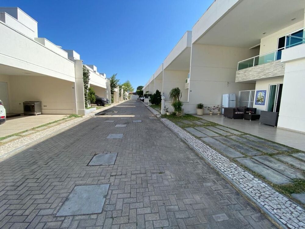 Casa de Condomínio à venda com 4 quartos, 230m² - Foto 32