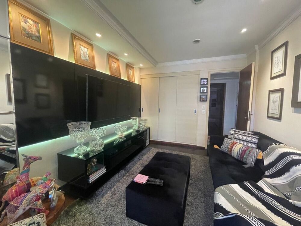 Apartamento à venda com 4 quartos, 248m² - Foto 5
