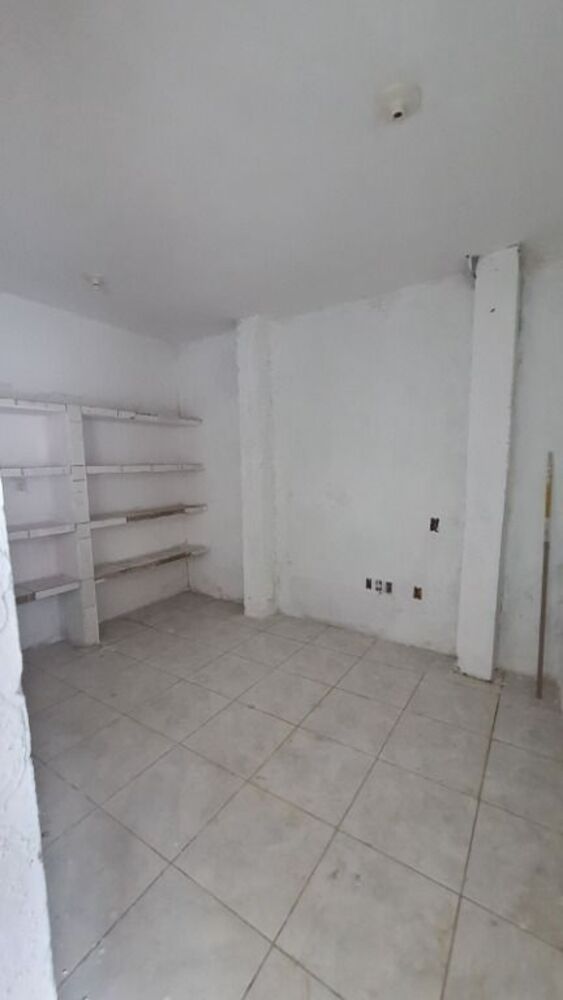 Casa à venda com 5 quartos, 250m² - Foto 8