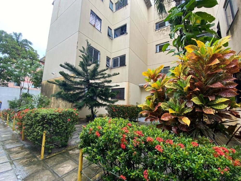 Apartamento à venda com 3 quartos, 61m² - Foto 1