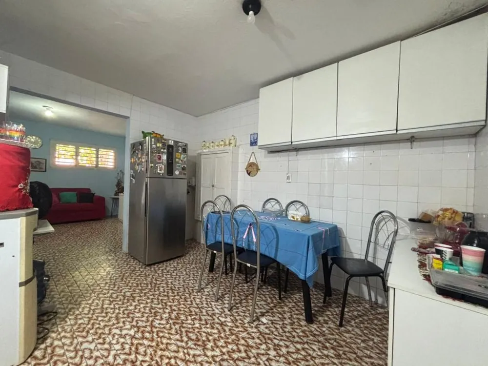 Casa, 3 quartos, 242 m² - Foto 7