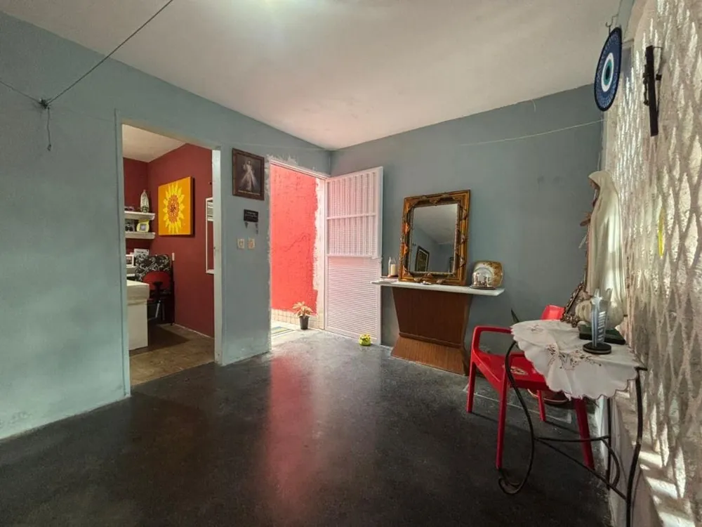 Casa, 3 quartos, 242 m² - Foto 1